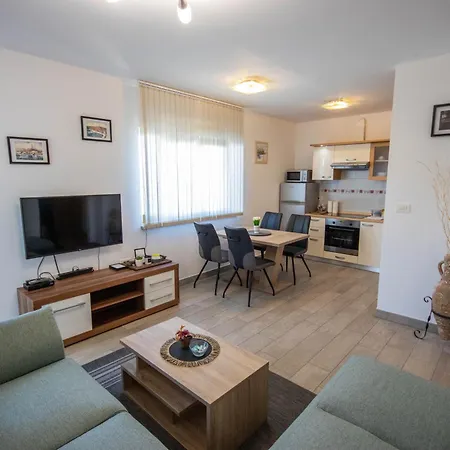 Apartment Ana