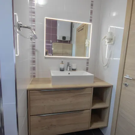 Ana Apartment