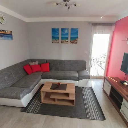 Apartment Ana