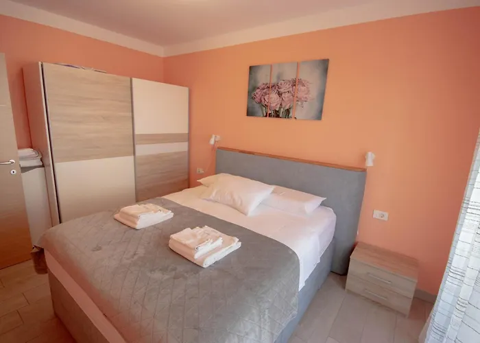 Апартаменты Ana Ровинь